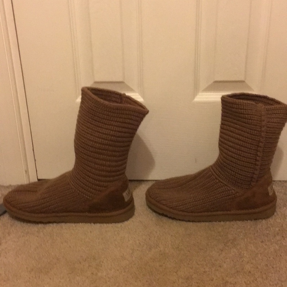 Ugg Australia tan crochet Boots
